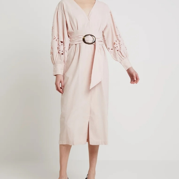 Topshop Dresses & Skirts - Topshop Cutwork Long Sleeve Midi Dress